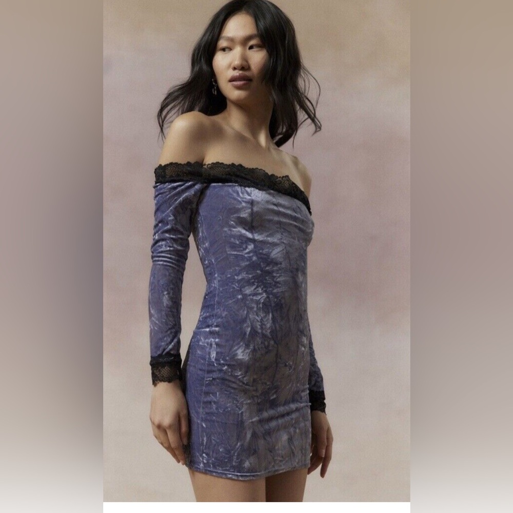 Kimchi Blue Ryder Velvet Lace Mini Dress Bodycon Urban Outfitters Purple Large